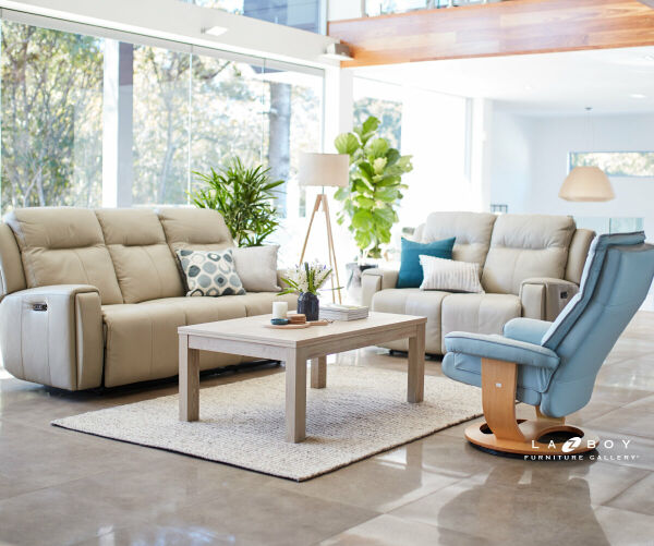 United 3 Seater Twin Power Recliner, Headrests & Lumbar